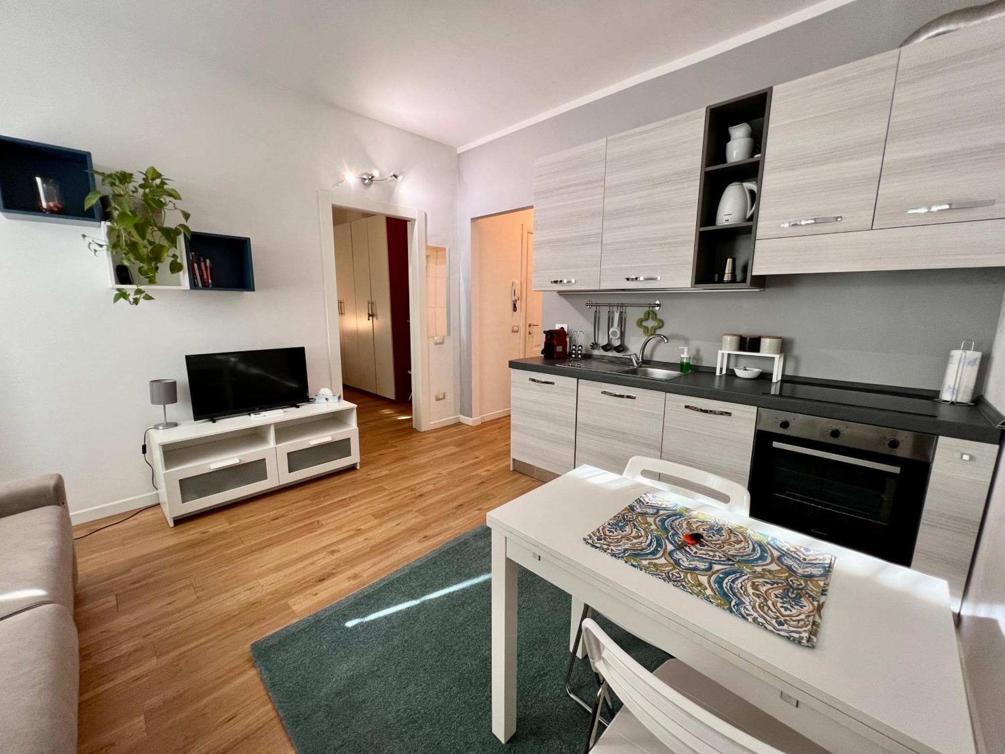 Cute Flat - Best Price - Wi Fi - Ac - Tv Florence Exterior photo
